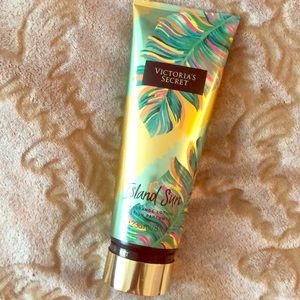 ~Island Sun~ Victoria’s Secret Lotion